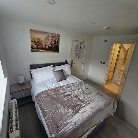 Bed and Breakfast Number33 Голуэй Экстерьер фото